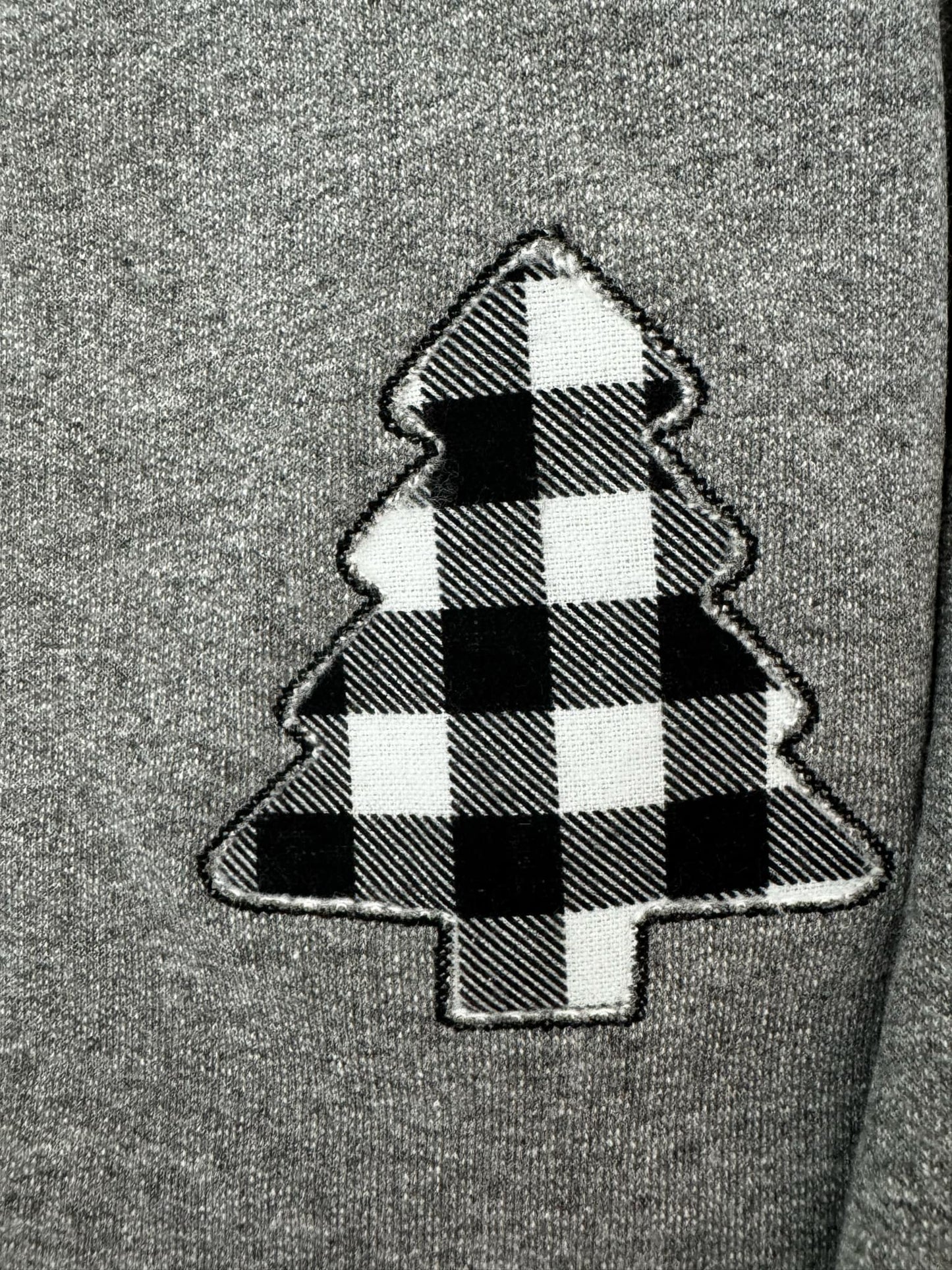 REVERSE APPLIQUE TREE